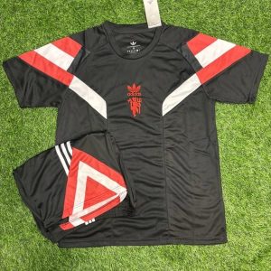 WhatsApp Image 2025-08-03 at 18.04.42_015837fe Manchester United Originals Chevron Tee Set